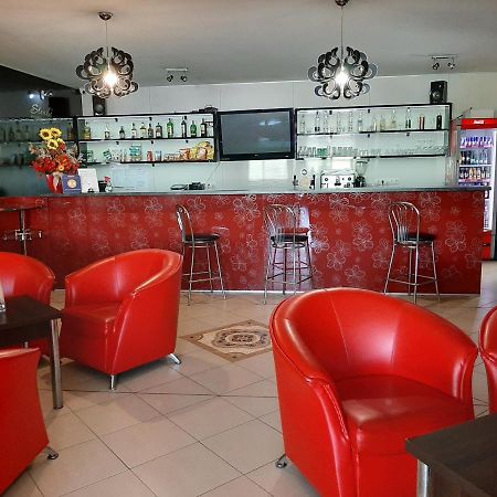 Restaurant And Pension Stenly Spissky Stvrtok Екстер'єр фото