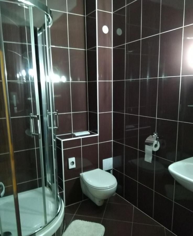 Restaurant And Pension Stenly Spissky Stvrtok Екстер'єр фото