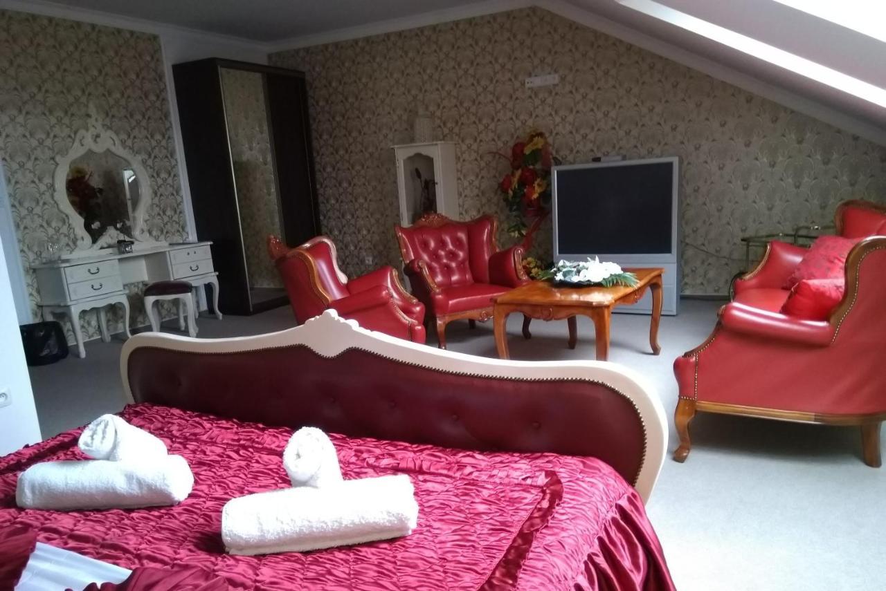 Restaurant And Pension Stenly Spissky Stvrtok Екстер'єр фото