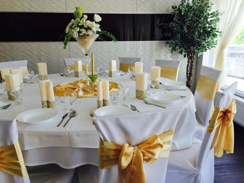Restaurant And Pension Stenly Spissky Stvrtok Екстер'єр фото